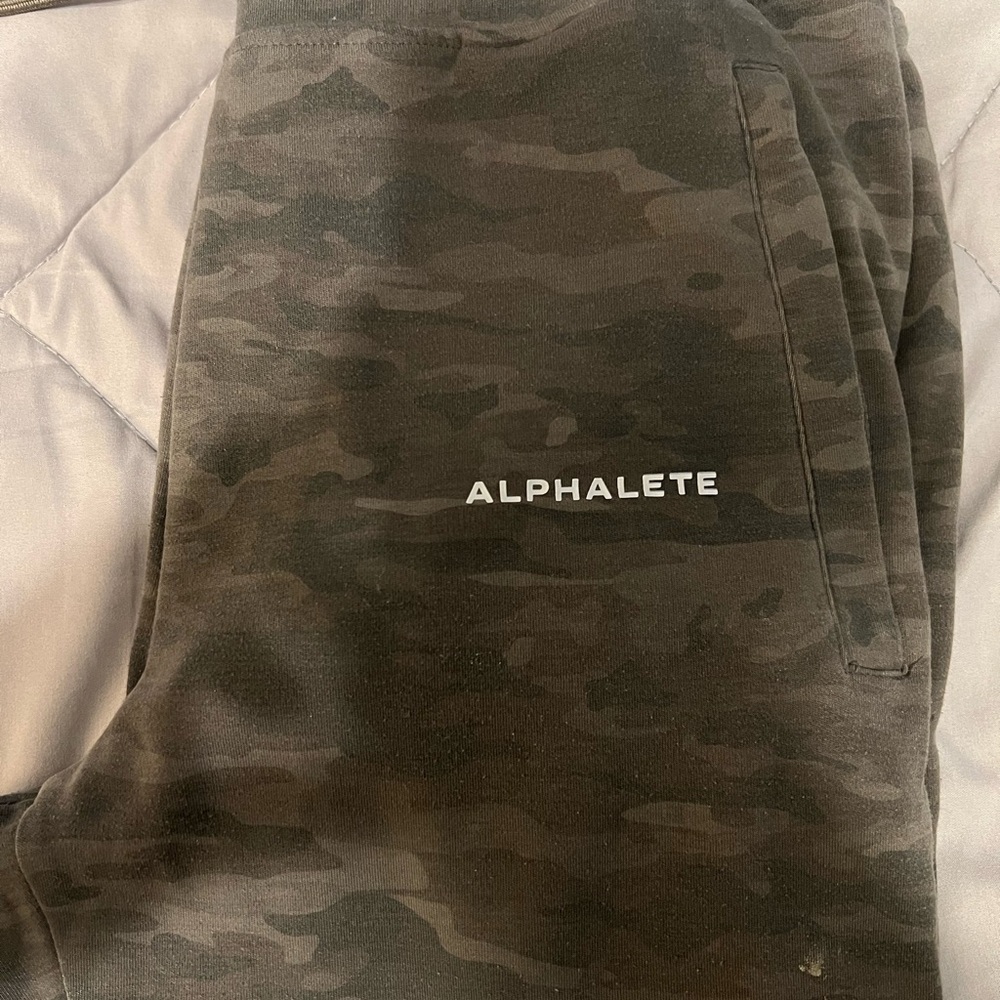 Alphalete Dark Camo Joggers